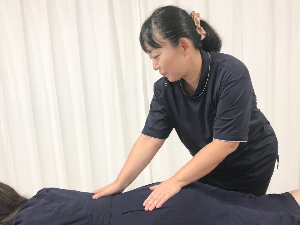 整体院スッカの施術
